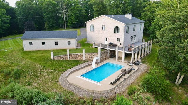 207 WESTVIEW DR, Winchester, VA 22603