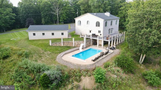 207 WESTVIEW DR, Winchester, VA 22603