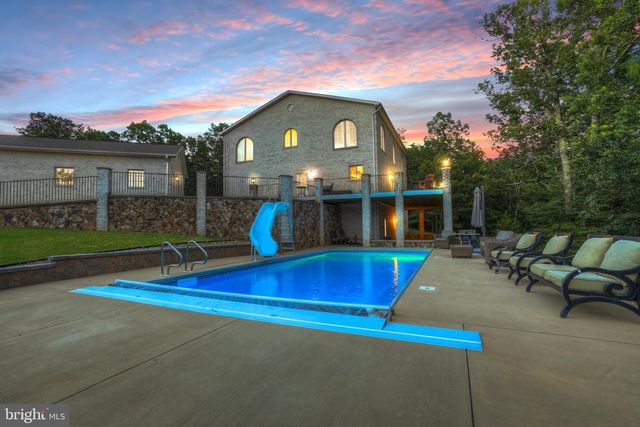 207 WESTVIEW DR, Winchester, VA 22603