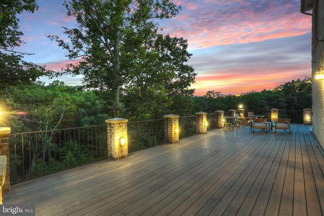 207 WESTVIEW DR, Winchester, VA 22603