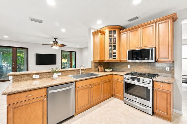 176 BELLE GROVE Lane, West Palm Beach, FL 33411