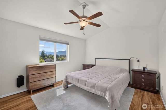1477 W Gateway Heights Loop, Sedro Woolley, WA 98284