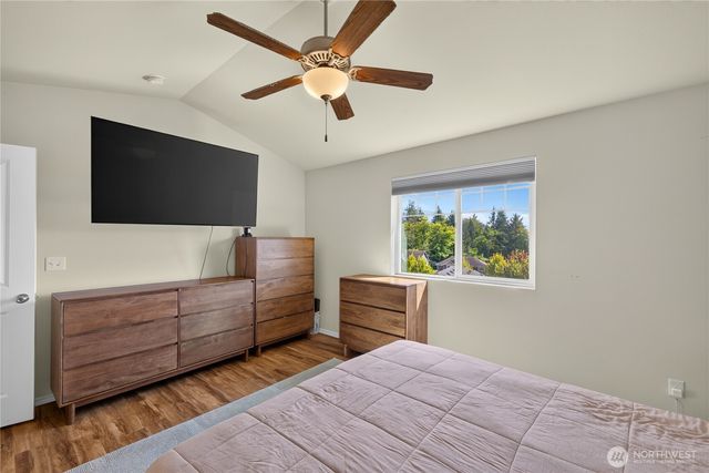 1477 W Gateway Heights Loop, Sedro Woolley, WA 98284