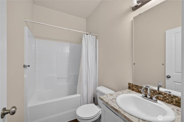 1477 W Gateway Heights Loop, Sedro Woolley, WA 98284