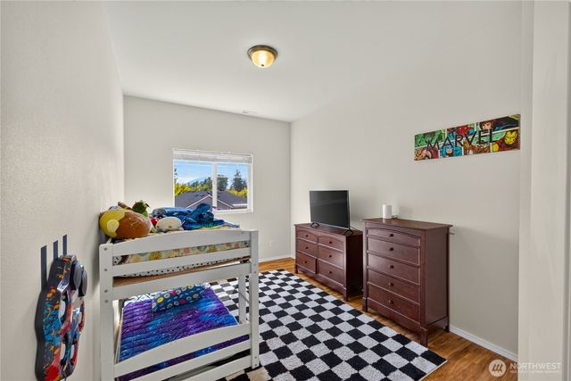 1477 W Gateway Heights Loop, Sedro Woolley, WA 98284