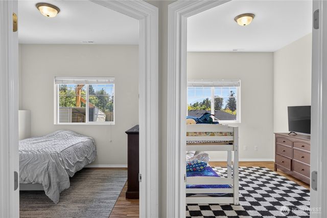 1477 W Gateway Heights Loop, Sedro Woolley, WA 98284