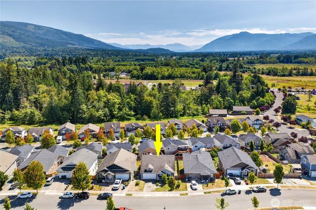 1477 W Gateway Heights Loop, Sedro Woolley, WA 98284