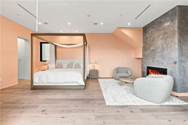 425 N Alfred, Los Angeles, CA 90048
