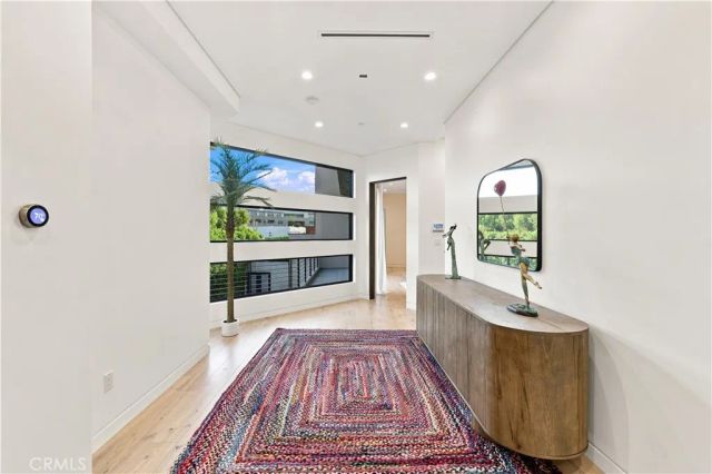 425 N Alfred, Los Angeles, CA 90048