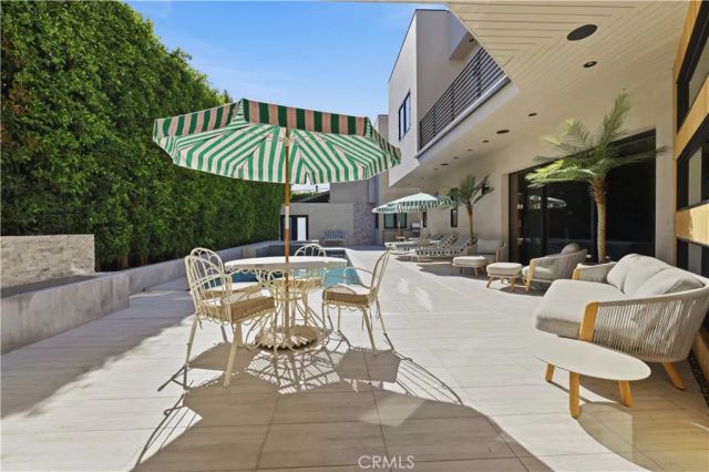 425 N Alfred, Los Angeles, CA 90048