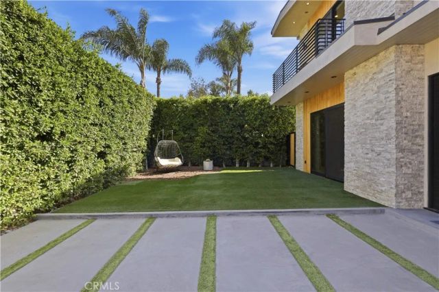 425 N Alfred, Los Angeles, CA 90048
