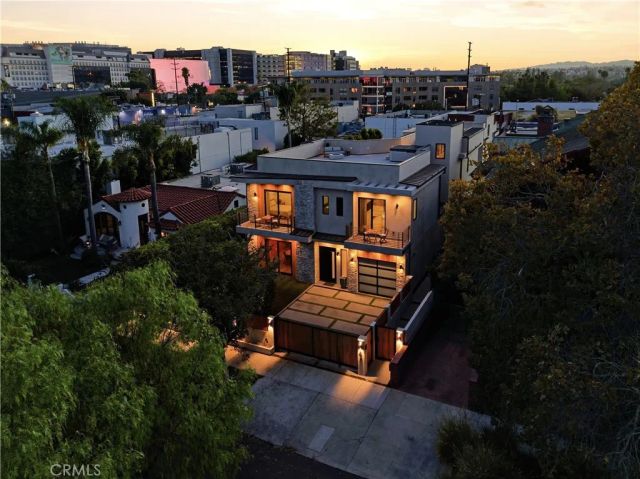 425 N Alfred, Los Angeles, CA 90048