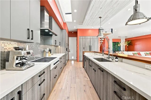 425 N Alfred, Los Angeles, CA 90048