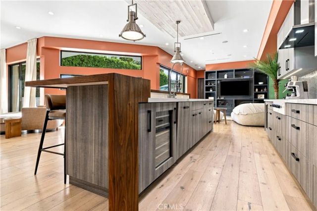 425 N Alfred, Los Angeles, CA 90048