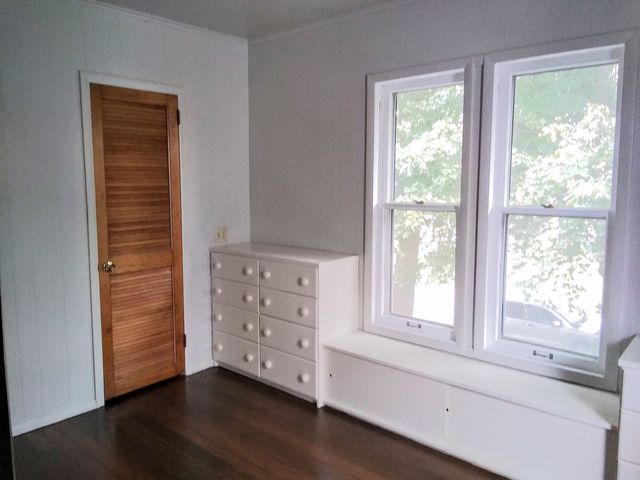 108 N Wesley Avenue, Mount Morris, IL 61054