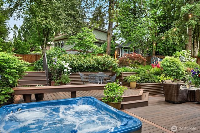 13423 NE 119th Way, Redmond, WA 98052
