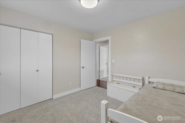 217 S Iowa Avenue, East Wenatchee, WA 98802