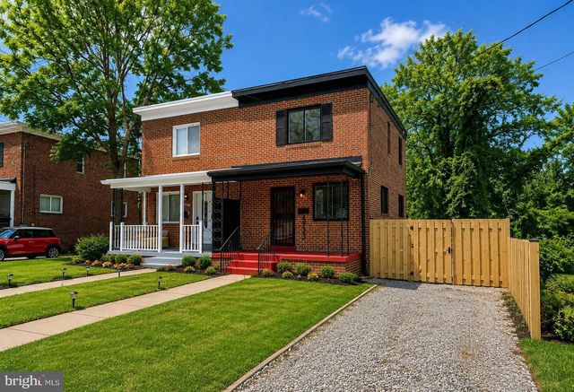4933 38TH AVE, Hyattsville, MD 20782