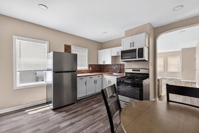 182 Quequechan Street, Fall River, MA 02723