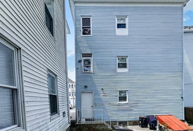 182 Quequechan Street, Fall River, MA 02723