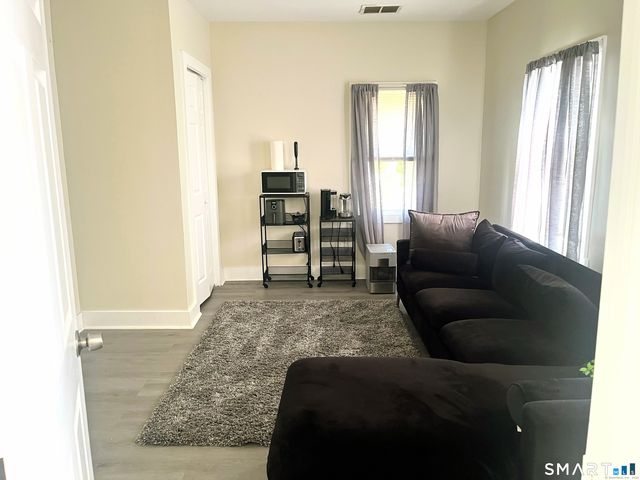 233 Valley Street, New Haven, CT 06515