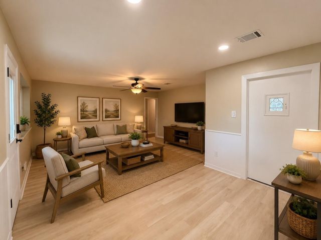 205 W Vaughn Lane, Deer Park, TX 77536