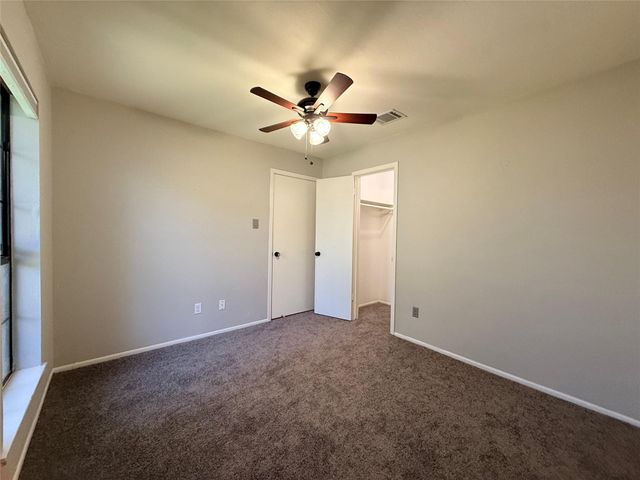 205 W Vaughn Lane, Deer Park, TX 77536