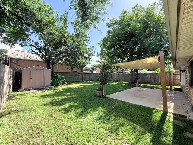 205 W Vaughn Lane, Deer Park, TX 77536