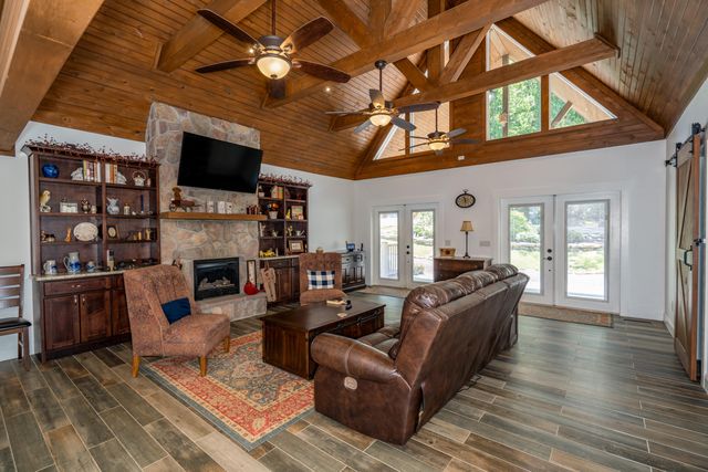 343 Highlands Forest Road, Menlo, GA 30731