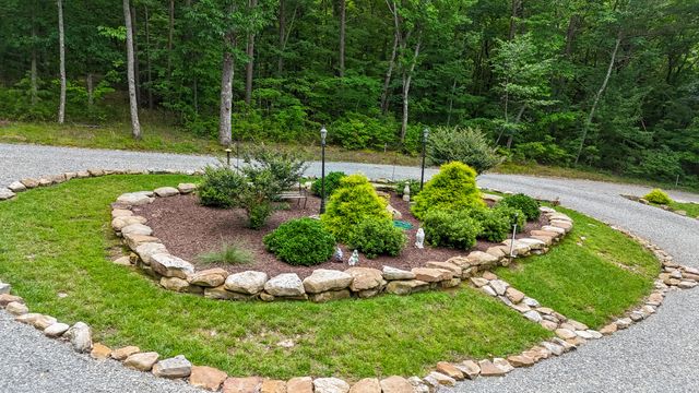 343 Highlands Forest Road, Menlo, GA 30731