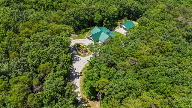 343 Highlands Forest Road, Menlo, GA 30731