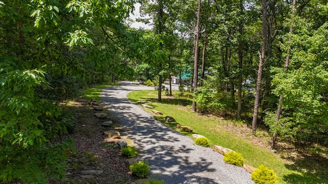 343 Highlands Forest Road, Menlo, GA 30731