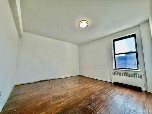 4410 Macnish Street 1G, Elmhurst, NY 11373