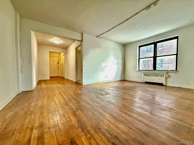 4410 Macnish Street 1G, Elmhurst, NY 11373