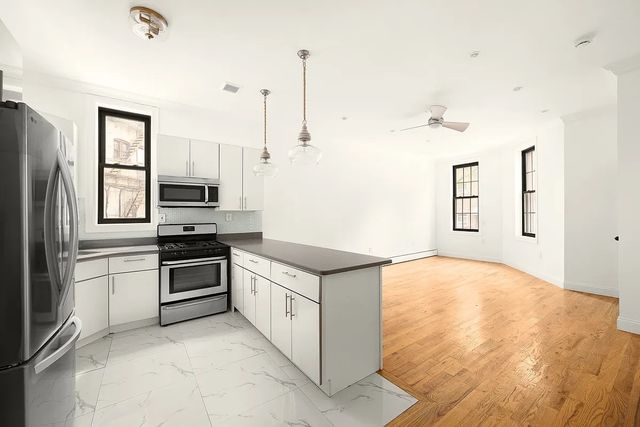 274 Bleecker Street TWN, New York City, NY 11237