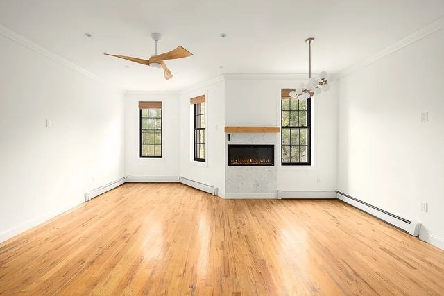 274 Bleecker Street TWN, New York City, NY 11237