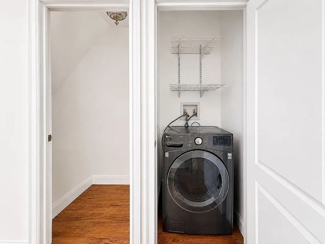 274 Bleecker Street TWN, New York City, NY 11237