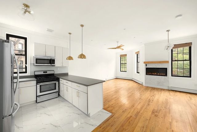 274 Bleecker Street TWN, New York City, NY 11237