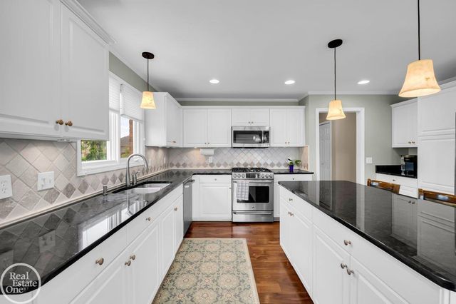 47206 Woodberry Estates Drive, Macomb Twp, MI 48044