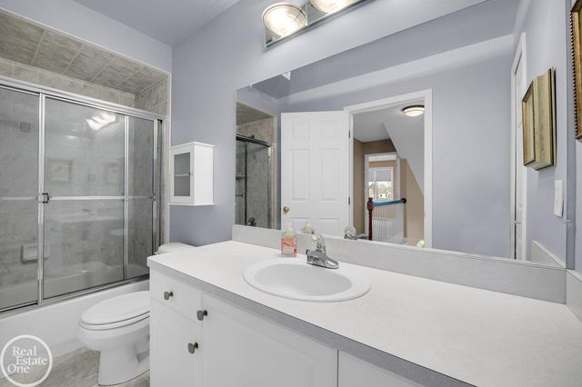 47206 Woodberry Estates Drive, Macomb Twp, MI 48044