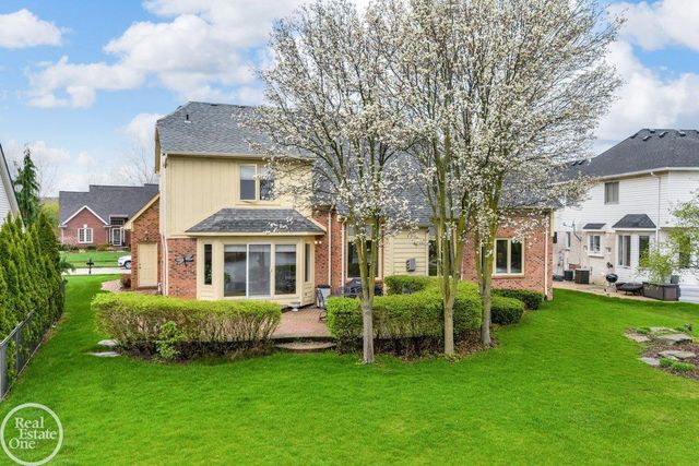 47206 Woodberry Estates Drive, Macomb Twp, MI 48044