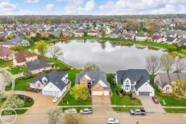 47206 Woodberry Estates Drive, Macomb Twp, MI 48044