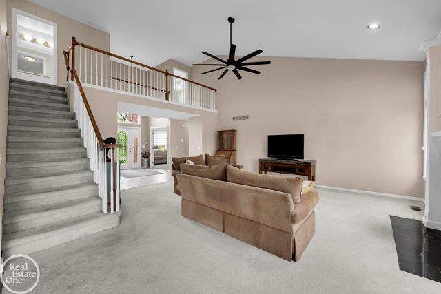 47206 Woodberry Estates Drive, Macomb Twp, MI 48044