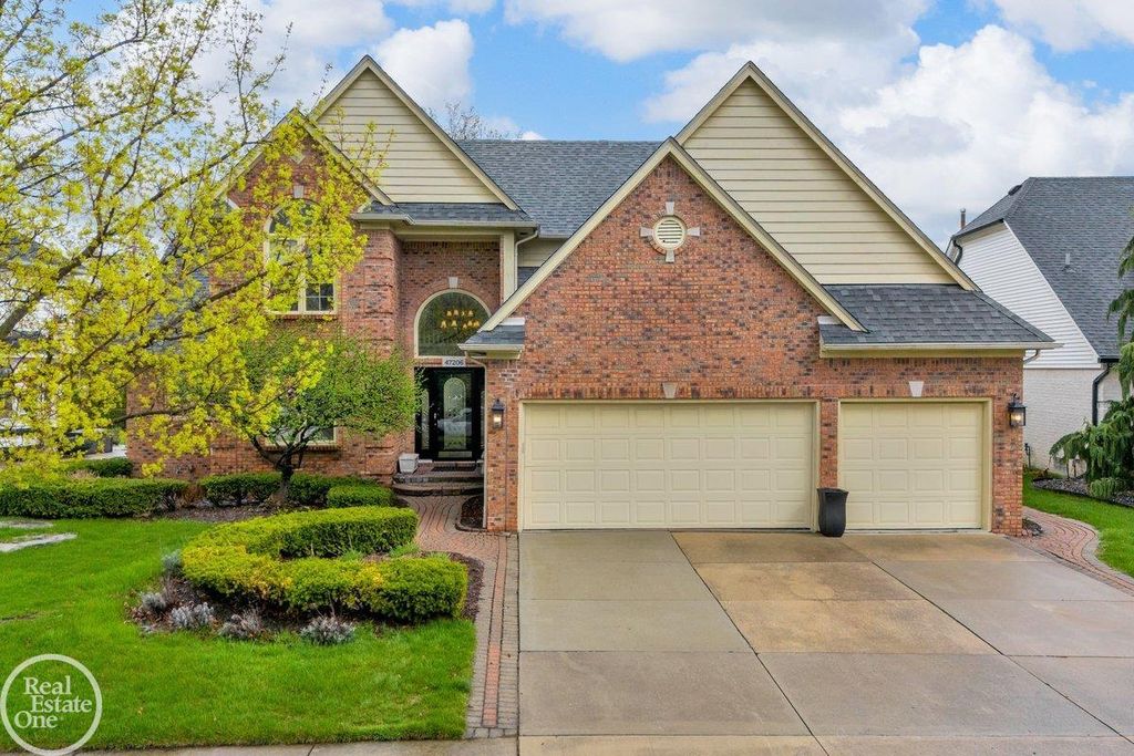 47206 Woodberry Estates Drive, Macomb Twp, MI 48044