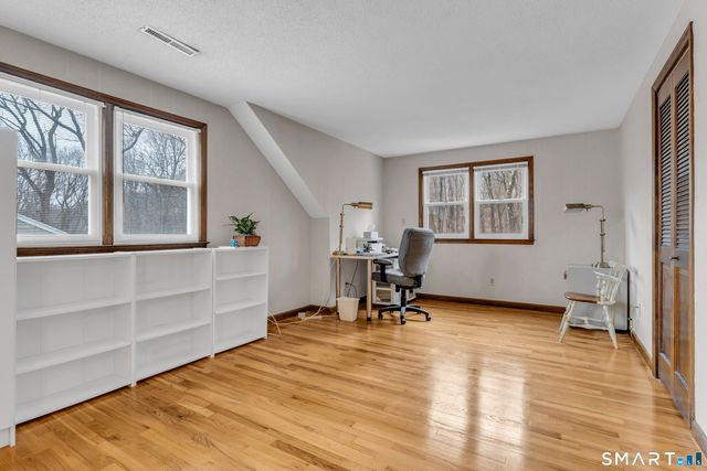 156 Bender Road, Hamden, CT 06518