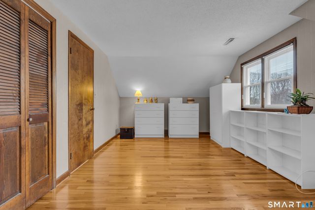 156 Bender Road, Hamden, CT 06518