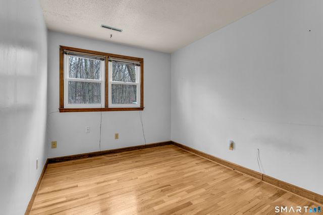 156 Bender Road, Hamden, CT 06518