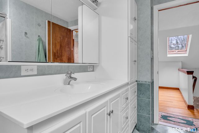 156 Bender Road, Hamden, CT 06518