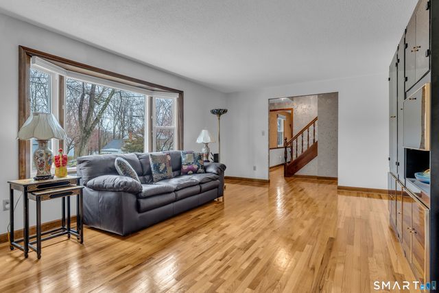 156 Bender Road, Hamden, CT 06518