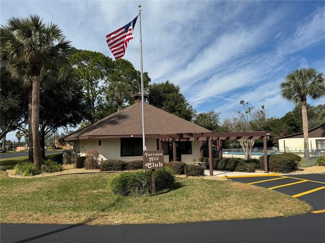 315 TERRACE HILL BOULEVARD 3B, Debary, FL 32713